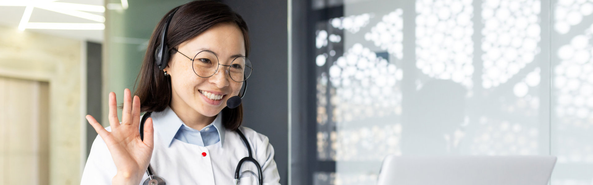 doctor on call via video call